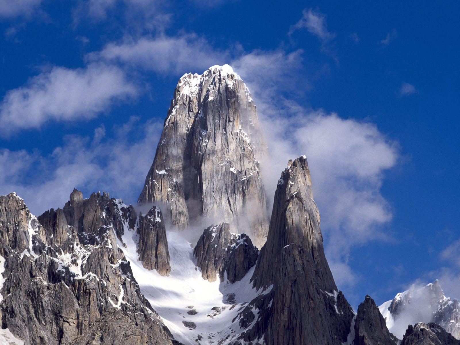 1600x1200 Free Download High quality Baltoro Trek, Pakistan Mountains