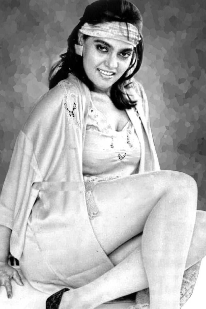 853x1280 Silk Smitha