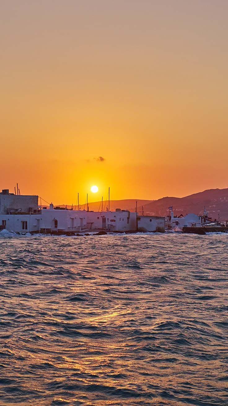 736x1308 Reminiscing Summer With 26 Sunny iPhone Xs Wallpaper. Preppy