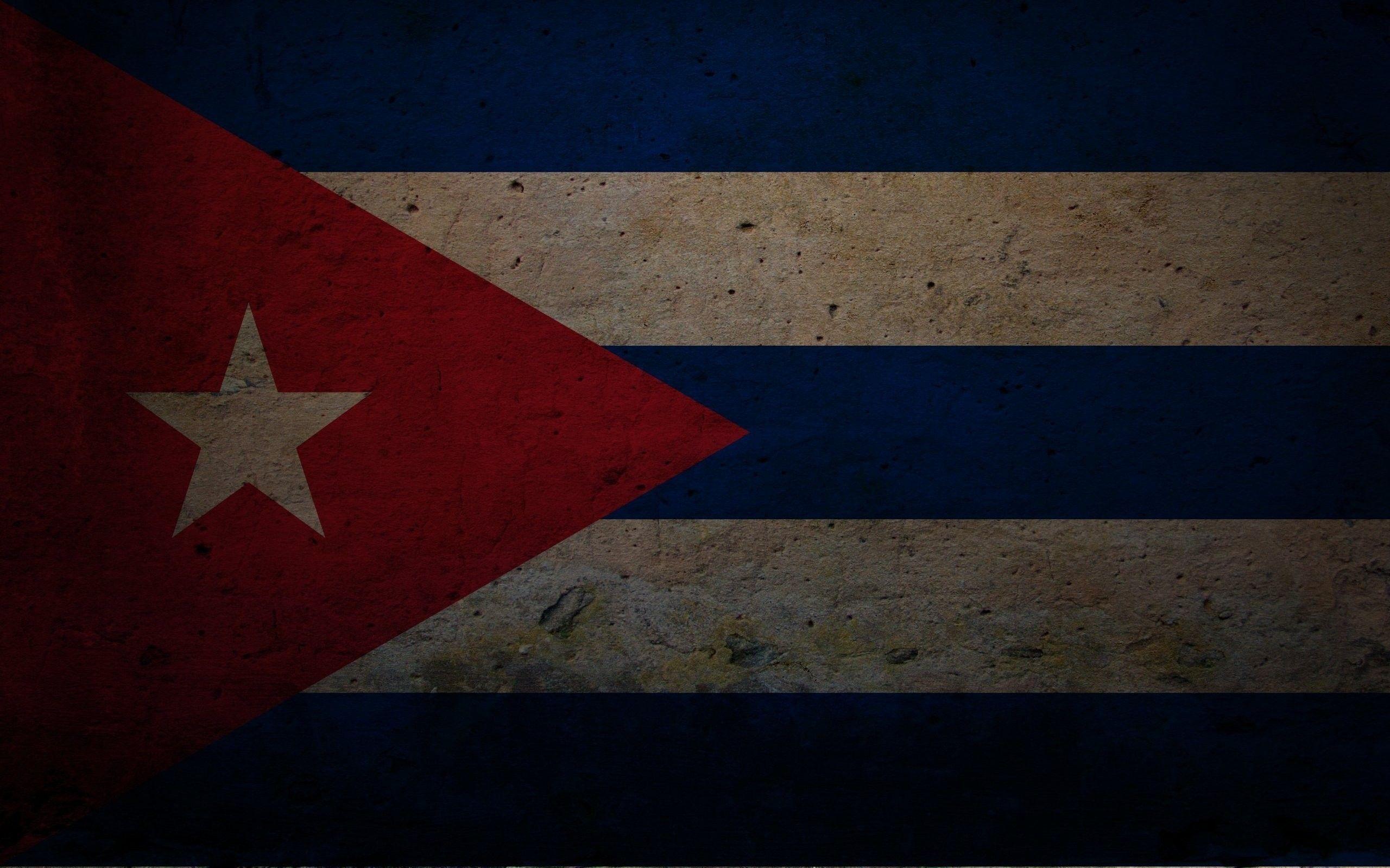 2560x1600 Cuban Flag Wallpaper