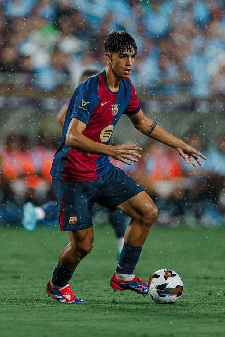 736x1105 Marc Bernal