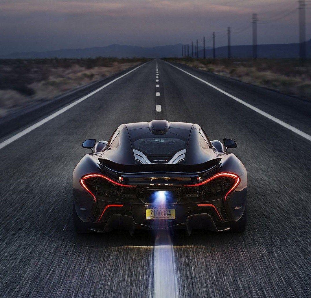 1075x1031 HD Car Wallpaper for Android
