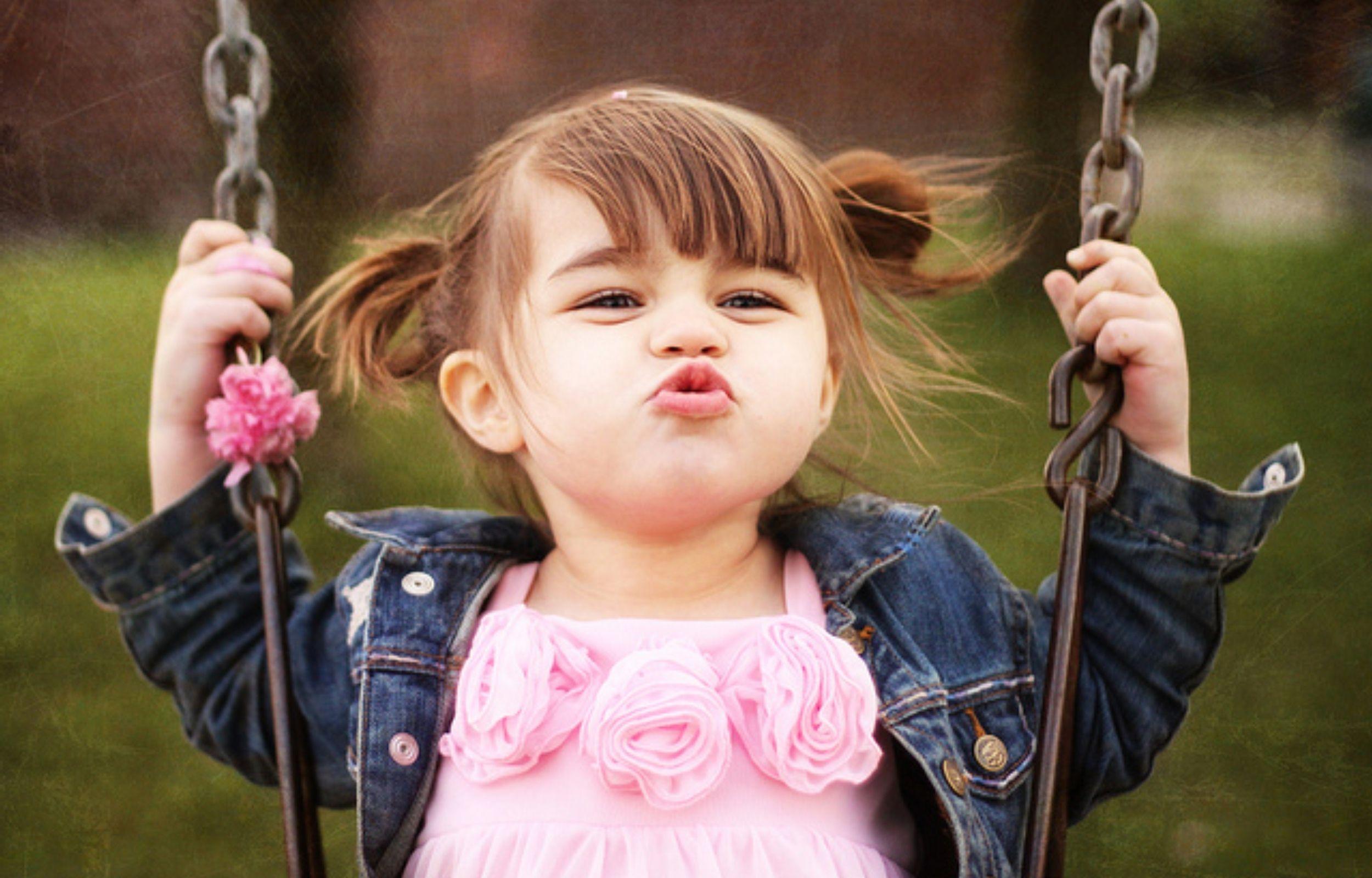 2500x1600 Cutest Baby Girl HD Wallpaper 415 - Cute Baby HD Wallpaper