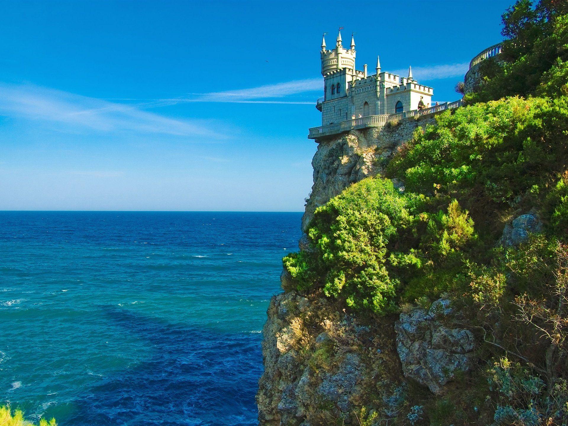 1920x1440 Irish Castle On A Rock Island HD Wallpaper