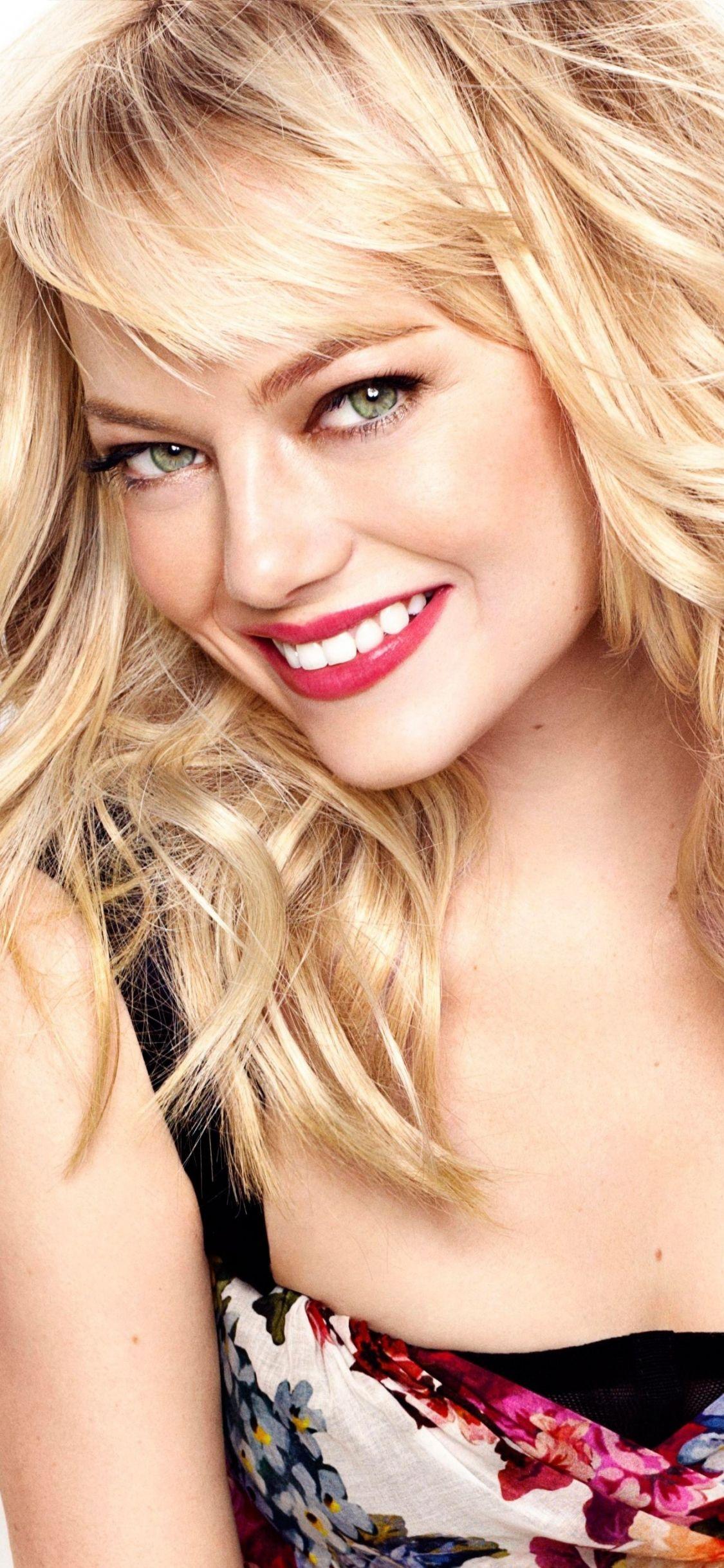 1125x2436 Download 1125x2436 wallpaper pretty, smile, emma stone, iphone x