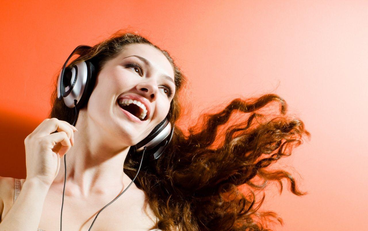1280x804 Girl and music wallpaper. Girl and music