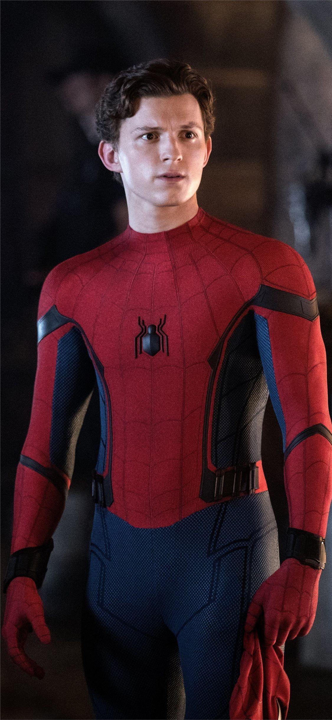 1125x2436 Best tom holland iPhone X Wallpaper HD
