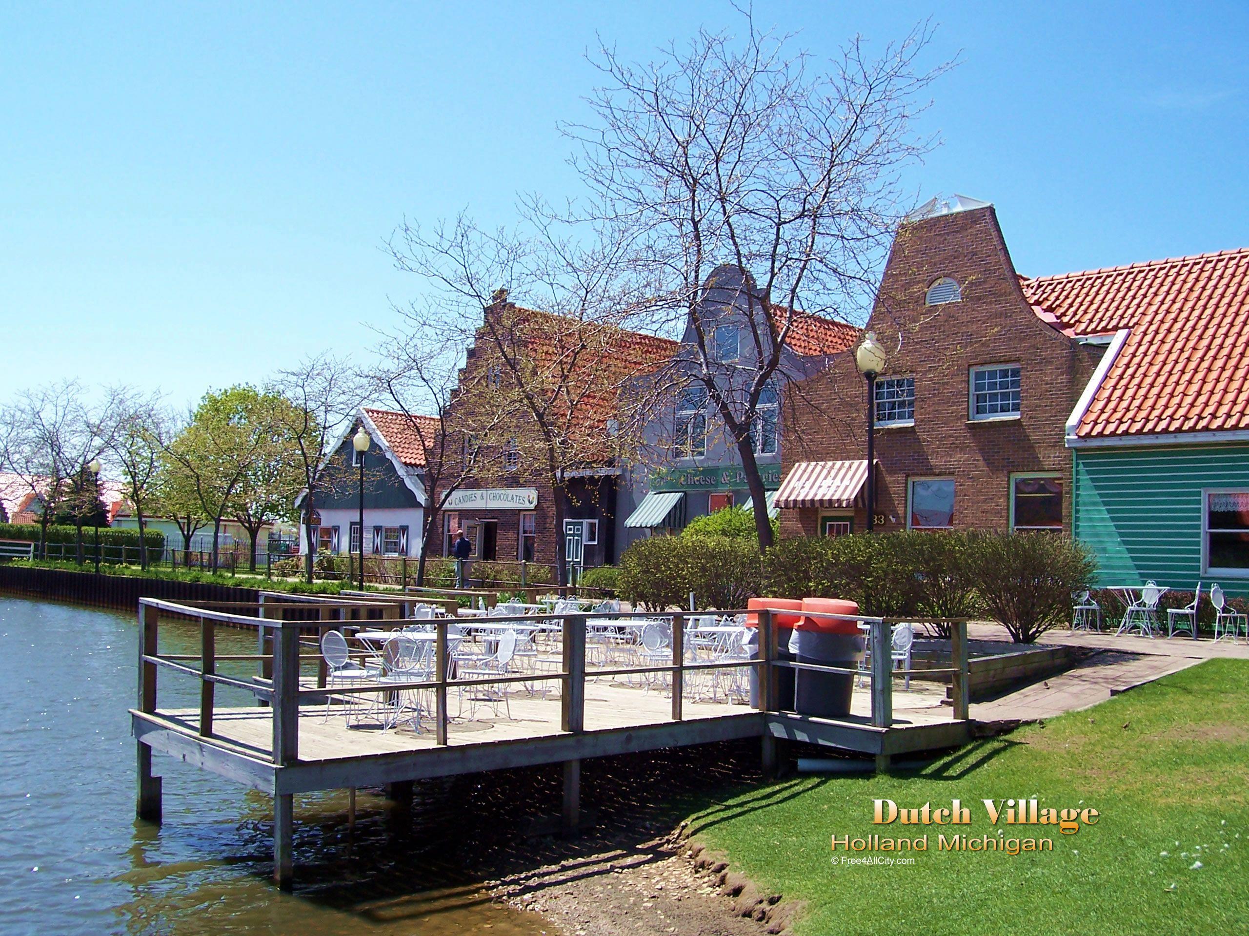2560x1920 Free Michigan Picture Village in Holland Michigan