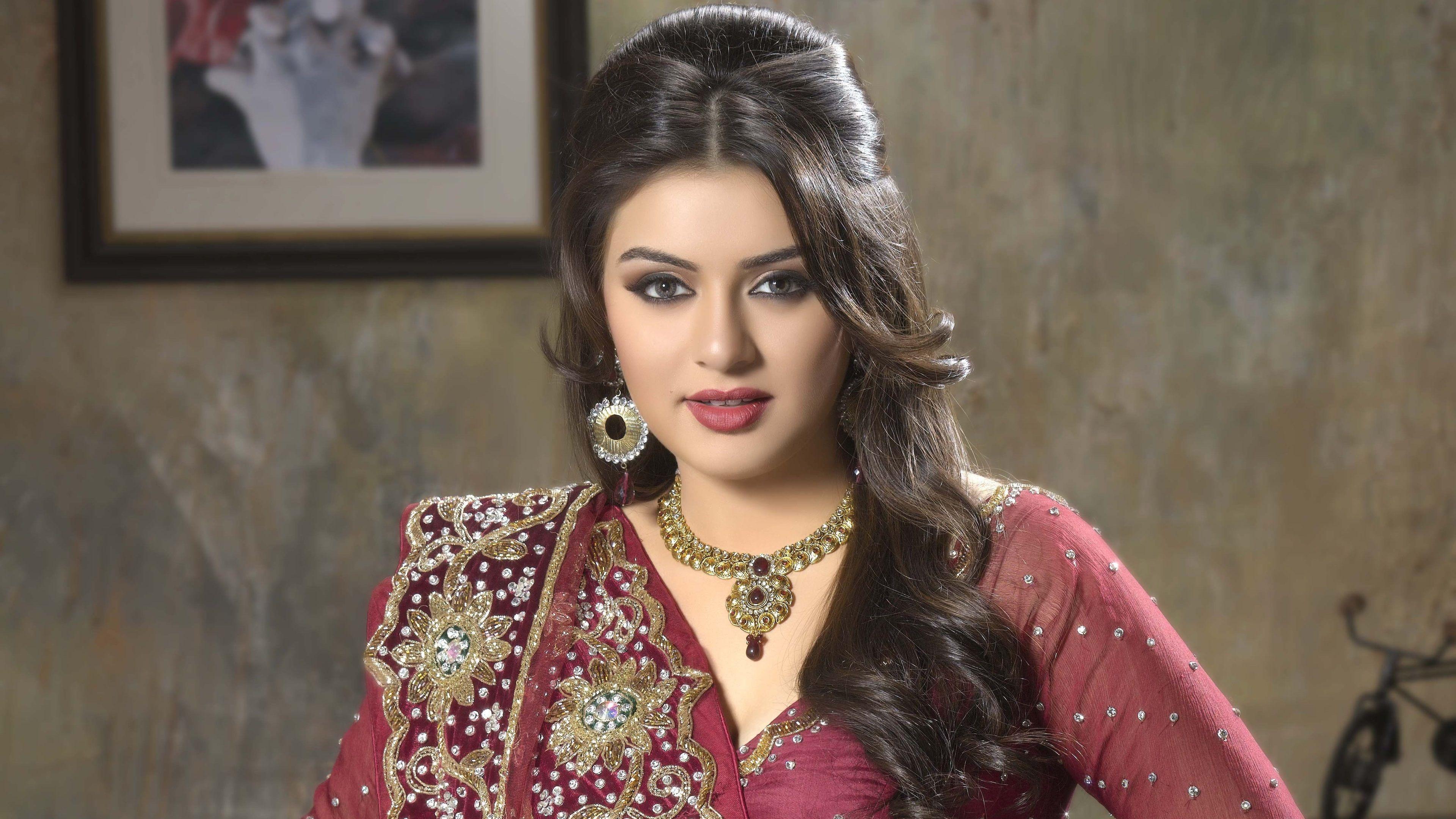 3840x2160 hansika motwani 4k top HD wallpaper