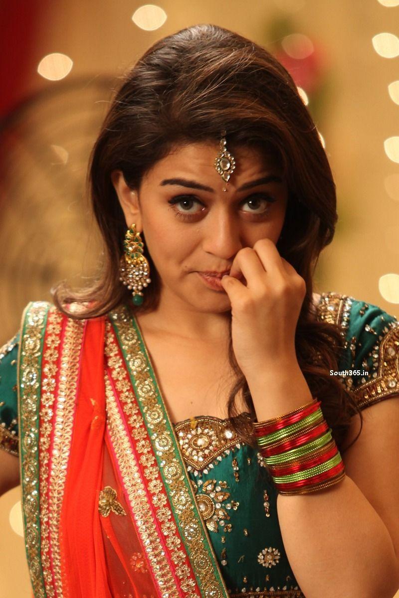 800x1200 Hansika Motwani Hot Photo And Cute HD Wallpaper