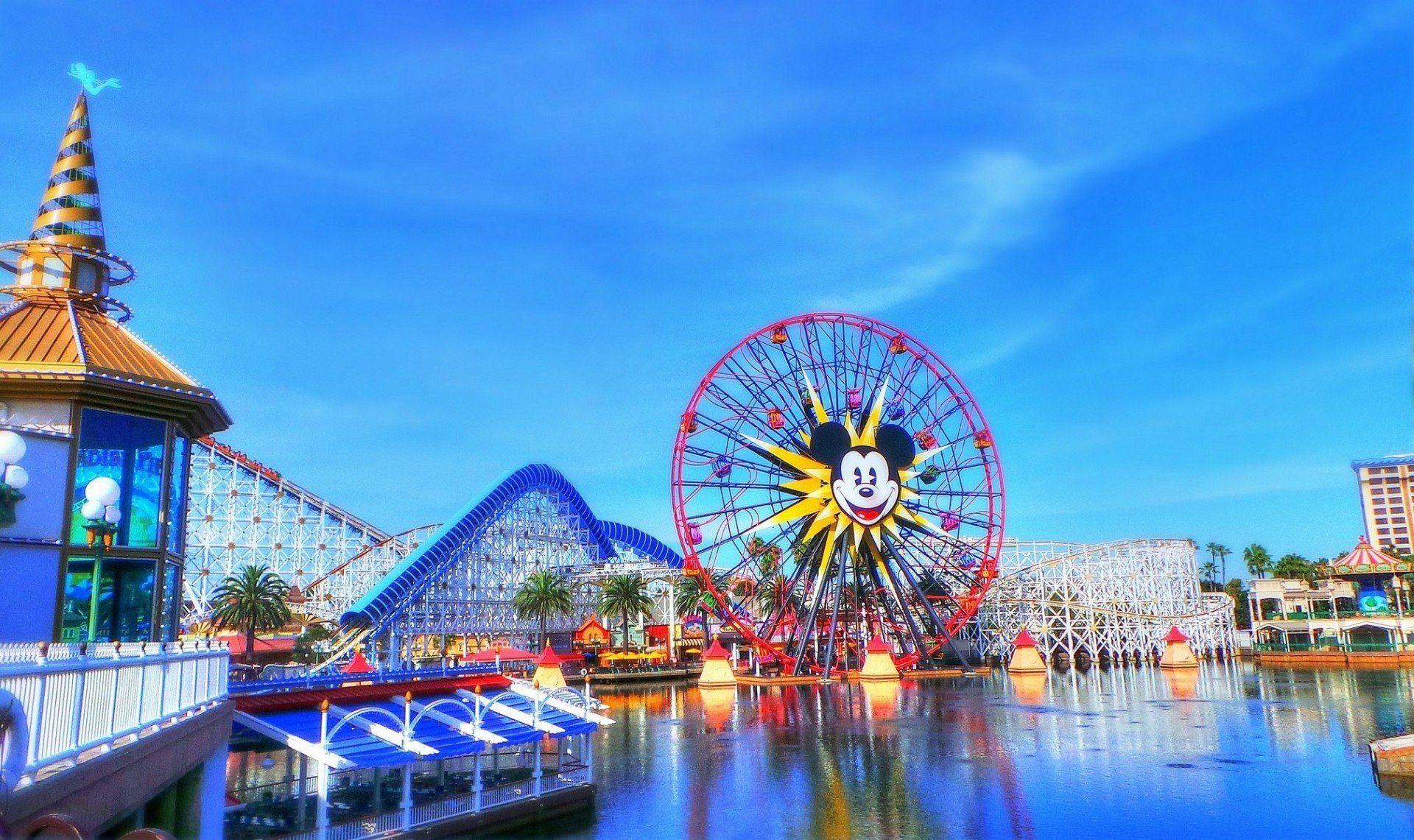 Disneyland Hd Wallpapers Top Free Disneyland Hd Backgrounds Wallpaperaccess