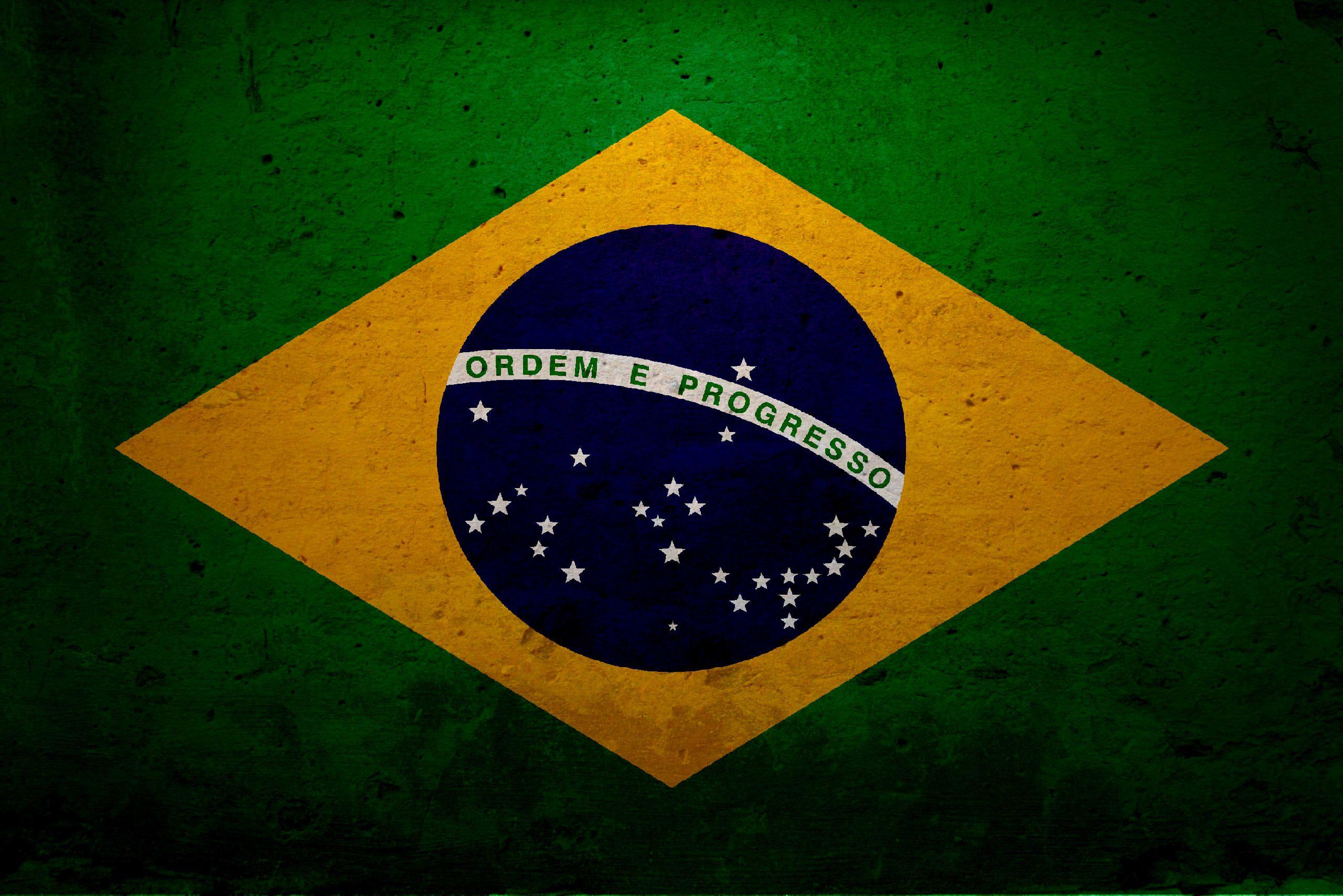 2560x1707 HD Brazil Flag Wallpaper