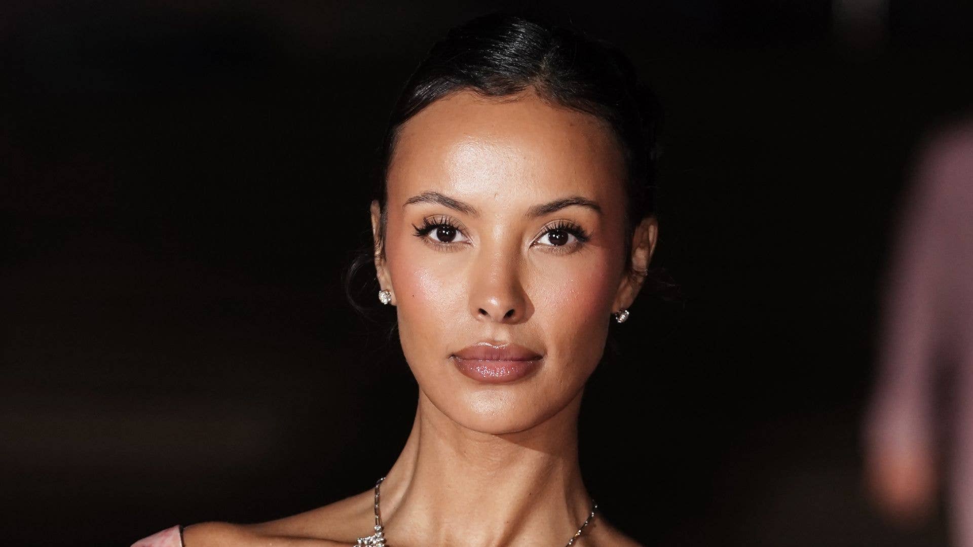 1920x1080 Maya Jama leans into the 'naked dress' trend in bedazzled lace gown