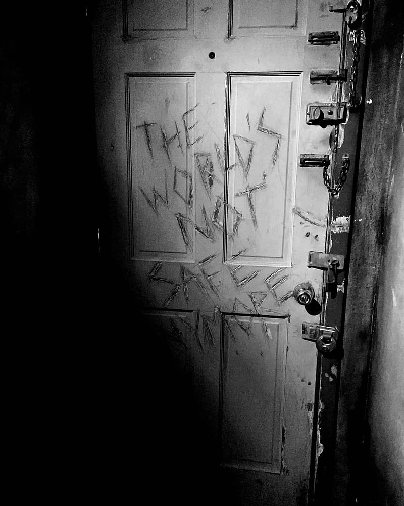 800x1001 Outside world black and white, creepy, dark, door, fantasy, scary, HD phone wallpaper