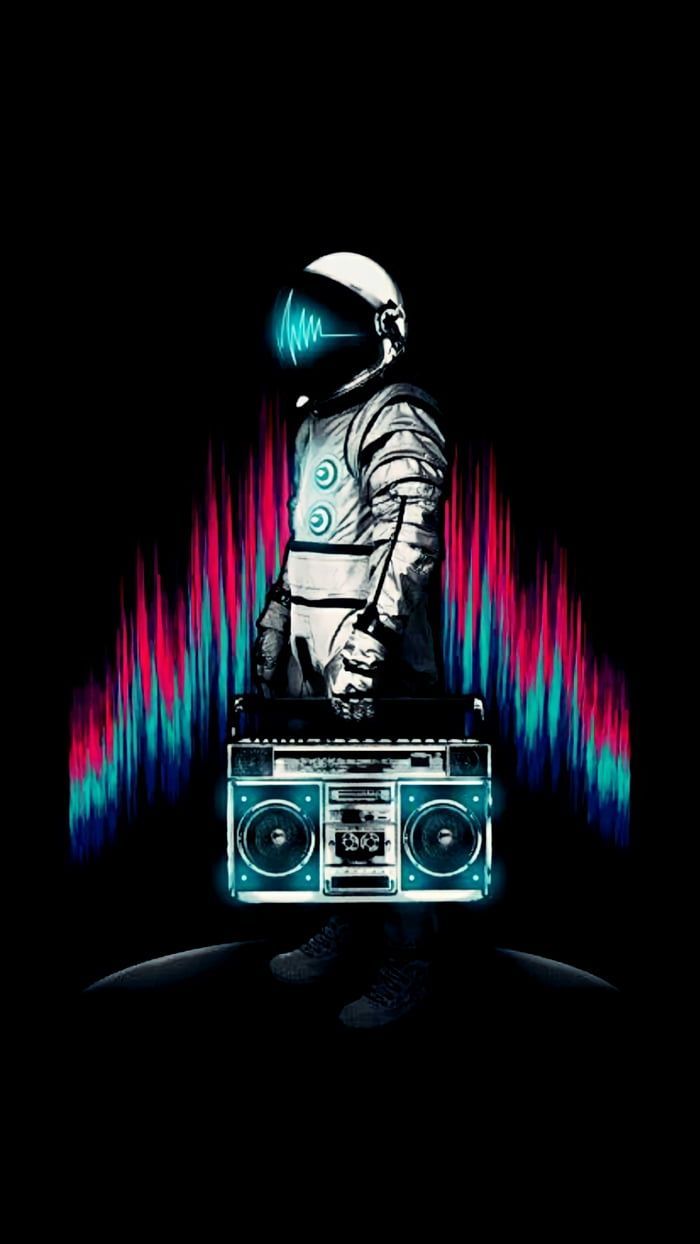 700x1244 Musical Astronaut (2160x3840)