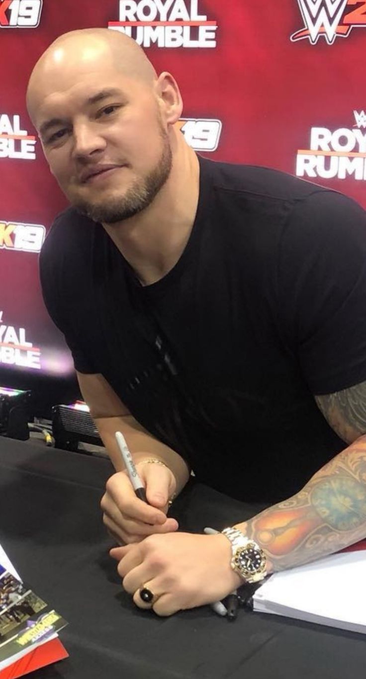 736x1366 Baron Corbin❤. Corbin wallpaper, Karrion kross long hair, Wwe boys