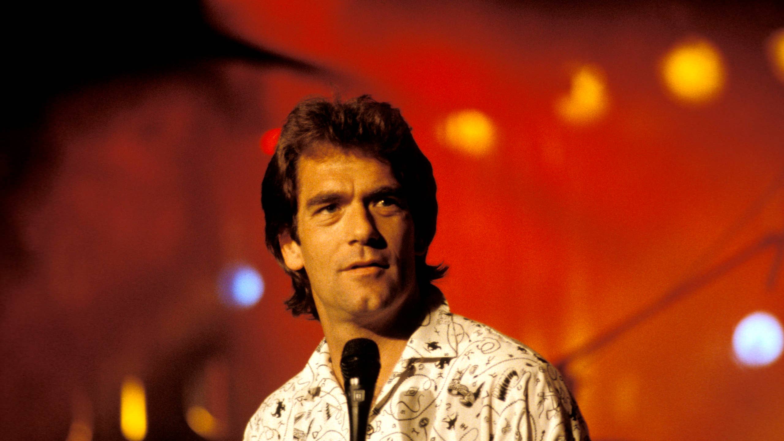 2560x1440 Beloved '80s Rocker Opens Up About Devastating Health Struggle