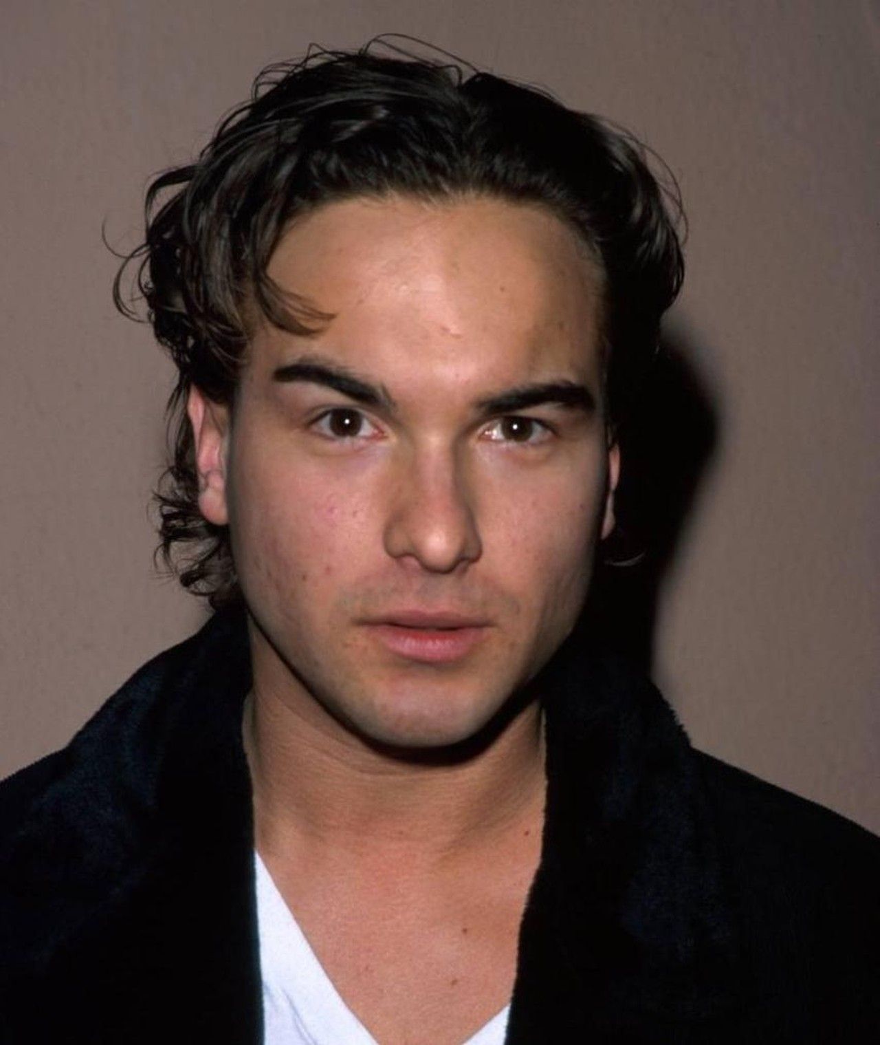 1280x1519 Johnny Galecki