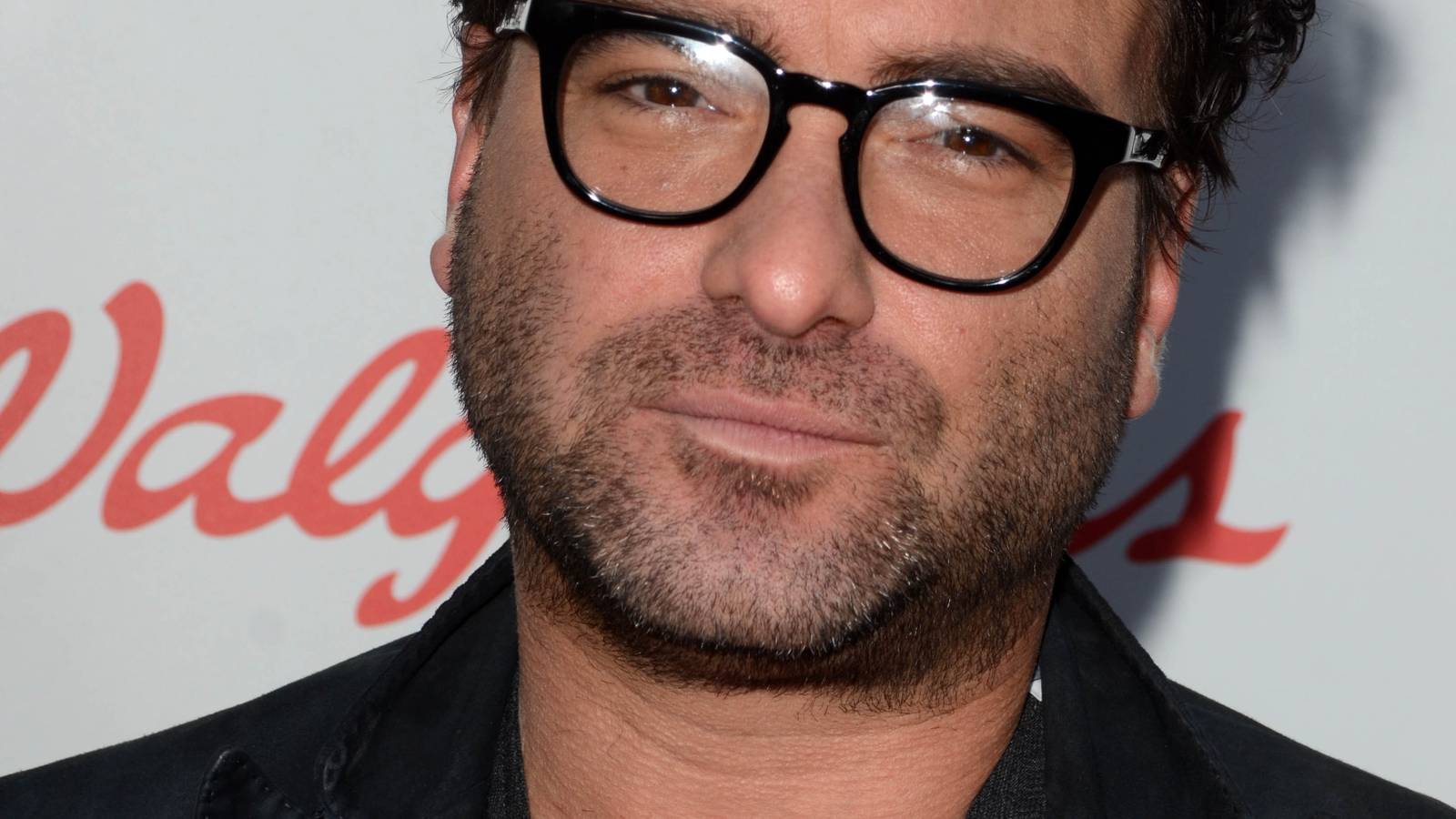 1600x900 Johnny Galecki