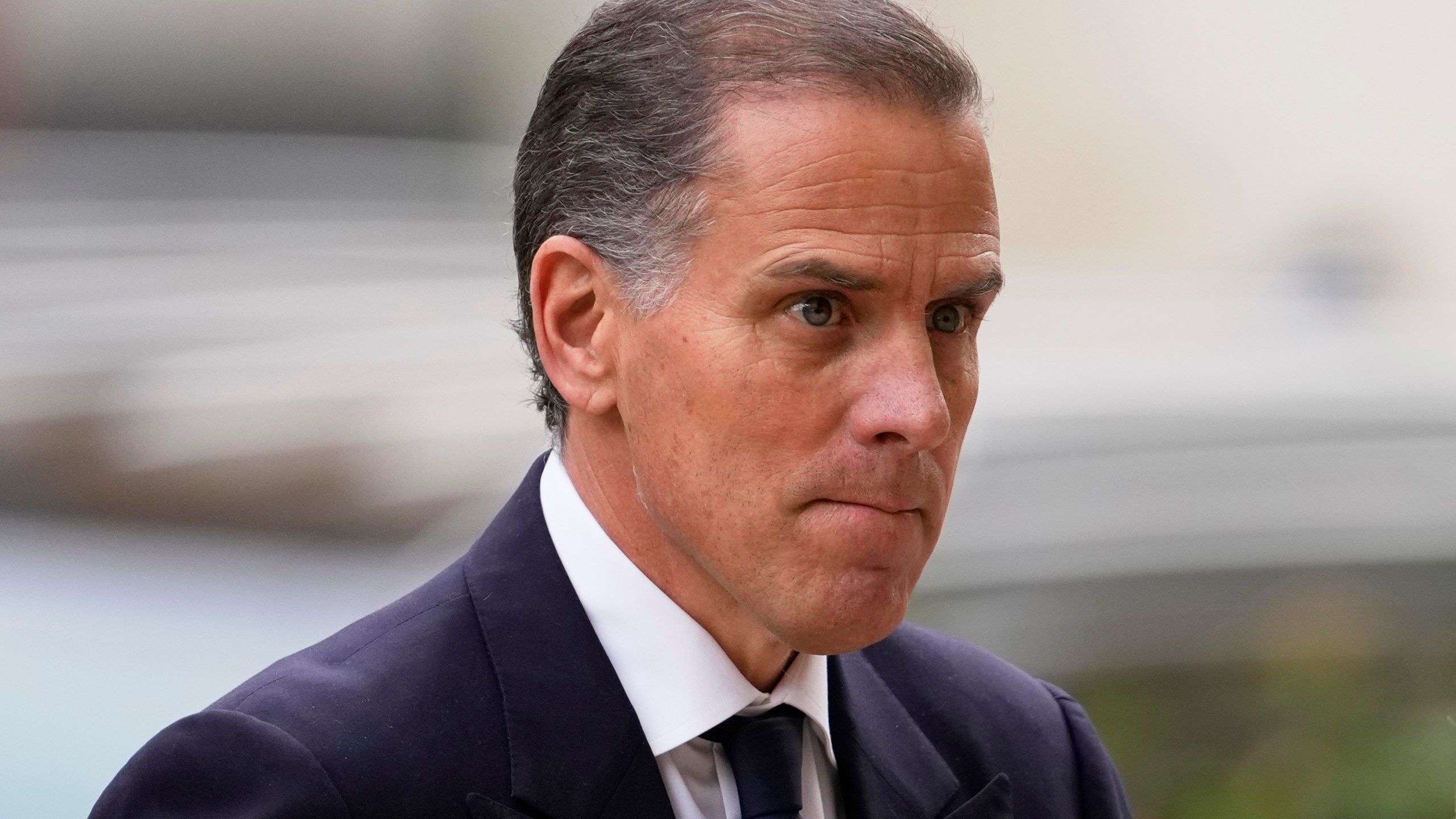 2560x1440 The Latest: Jurors in Hunter Biden's gun trial dismissed for the day