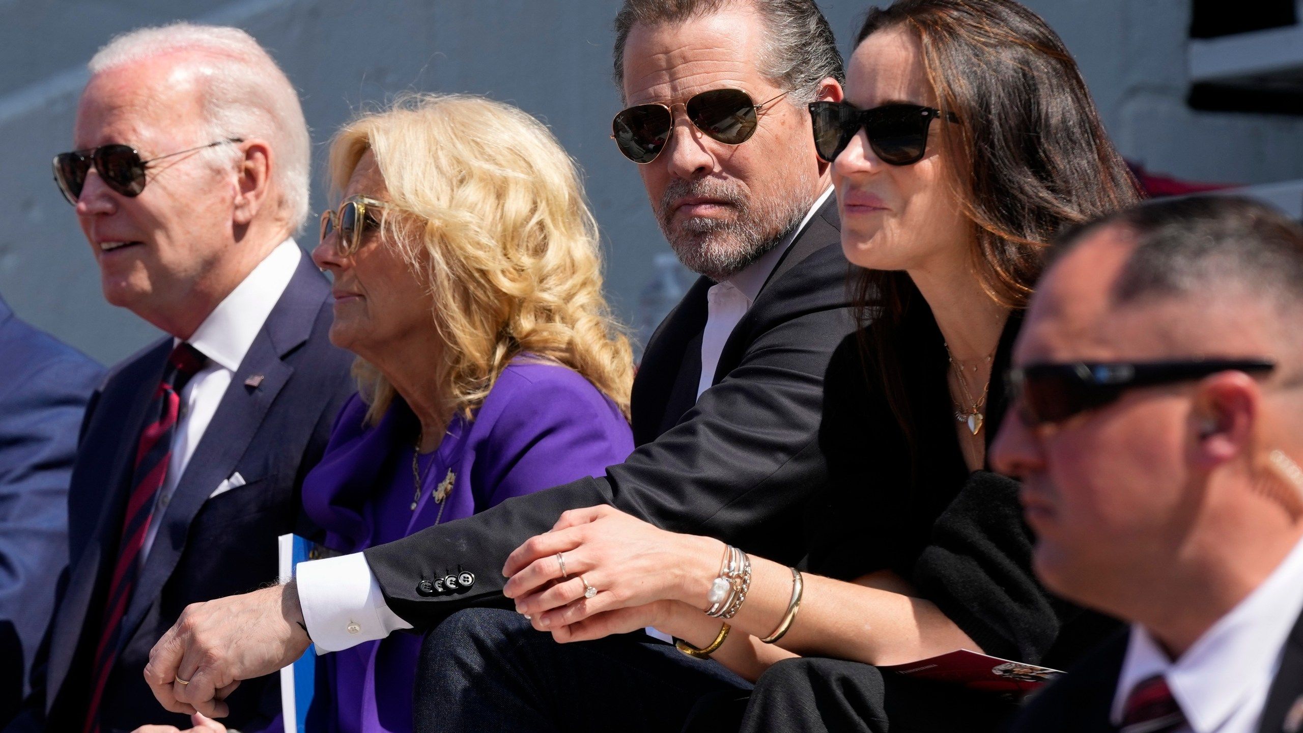 2560x1440 Hunter Biden charged with failing to pay federal income tax and illegally having a weapon
