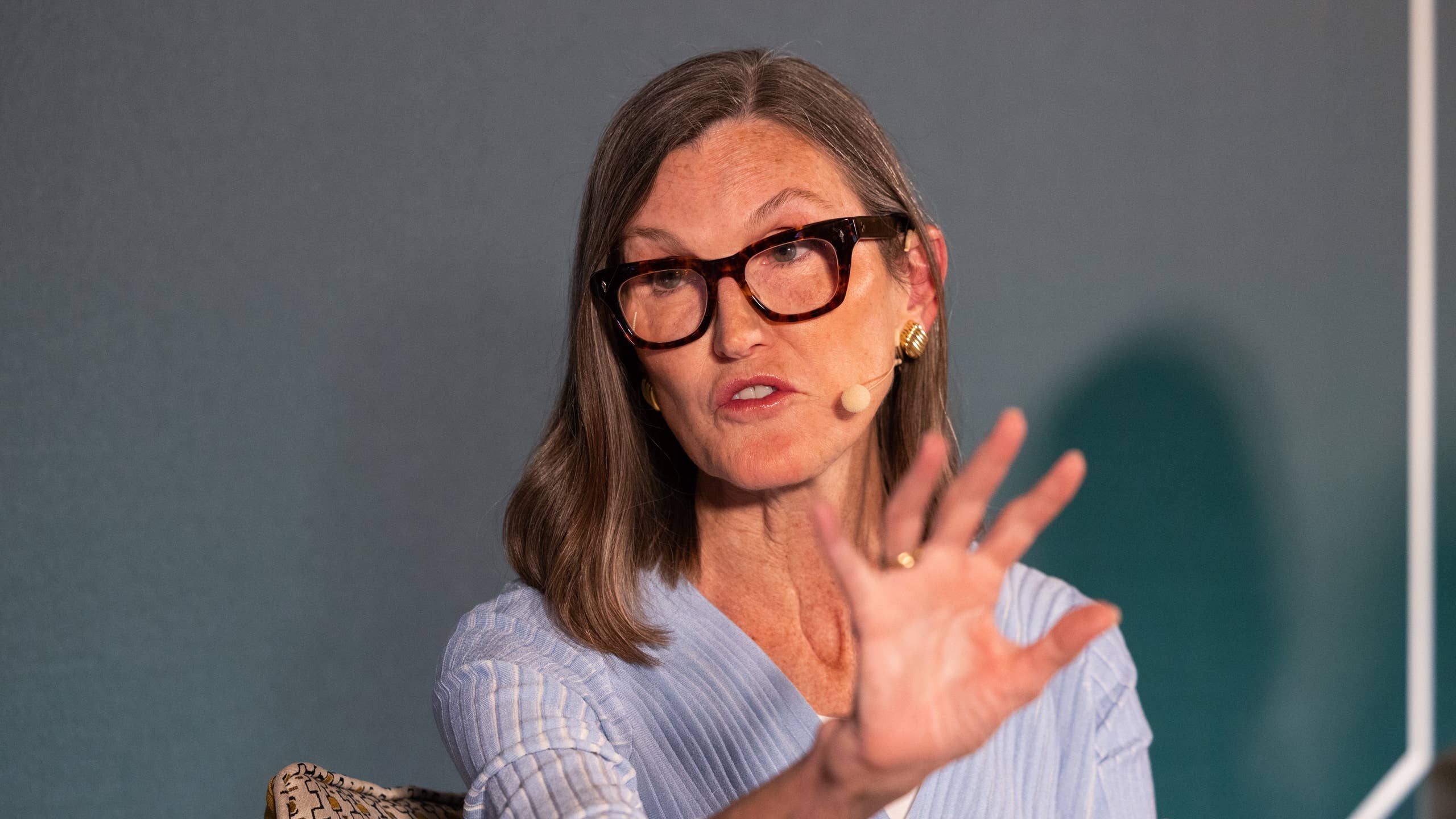 2560x1440 Cathie Wood sells $75M of surging semiconductor stock