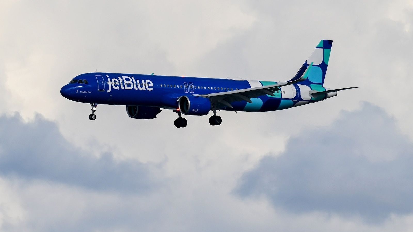 1600x900 What To Know About The New JetBlue United Partnership
