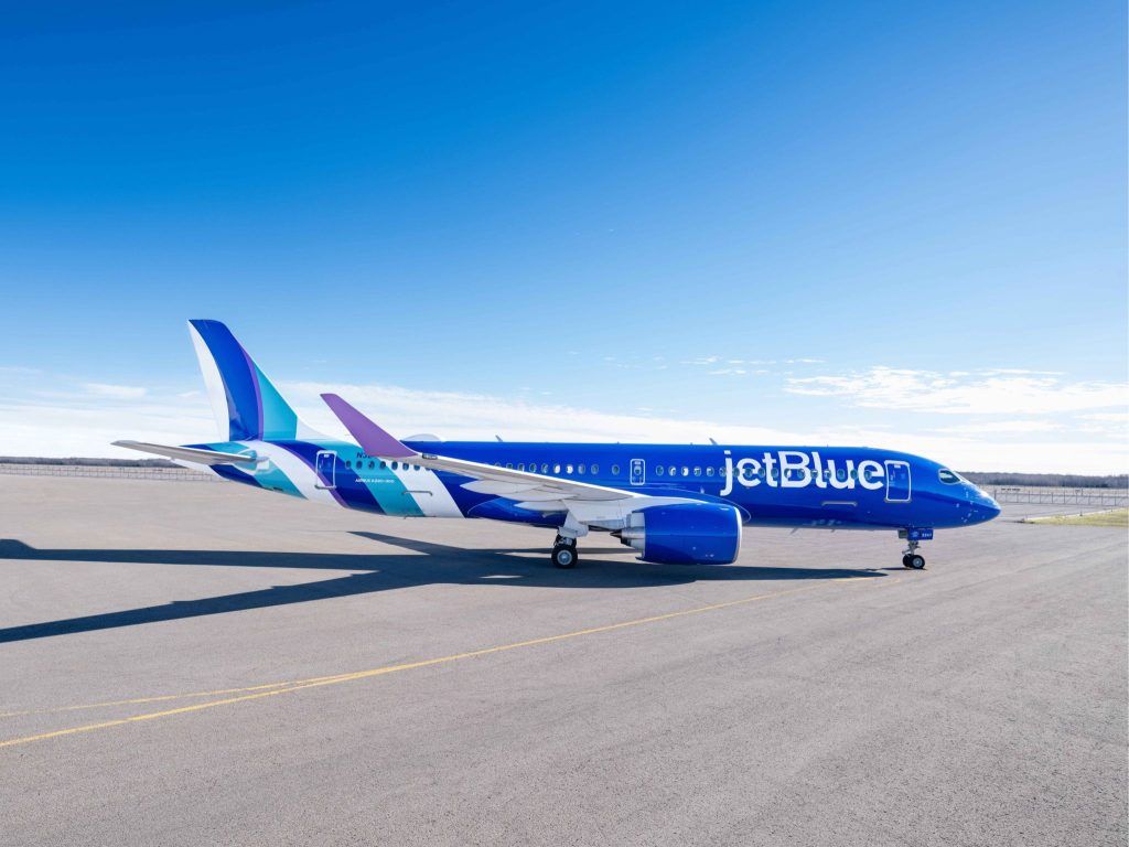 1024x768 Why US carriers may be circling JetBlue for a potential takeover