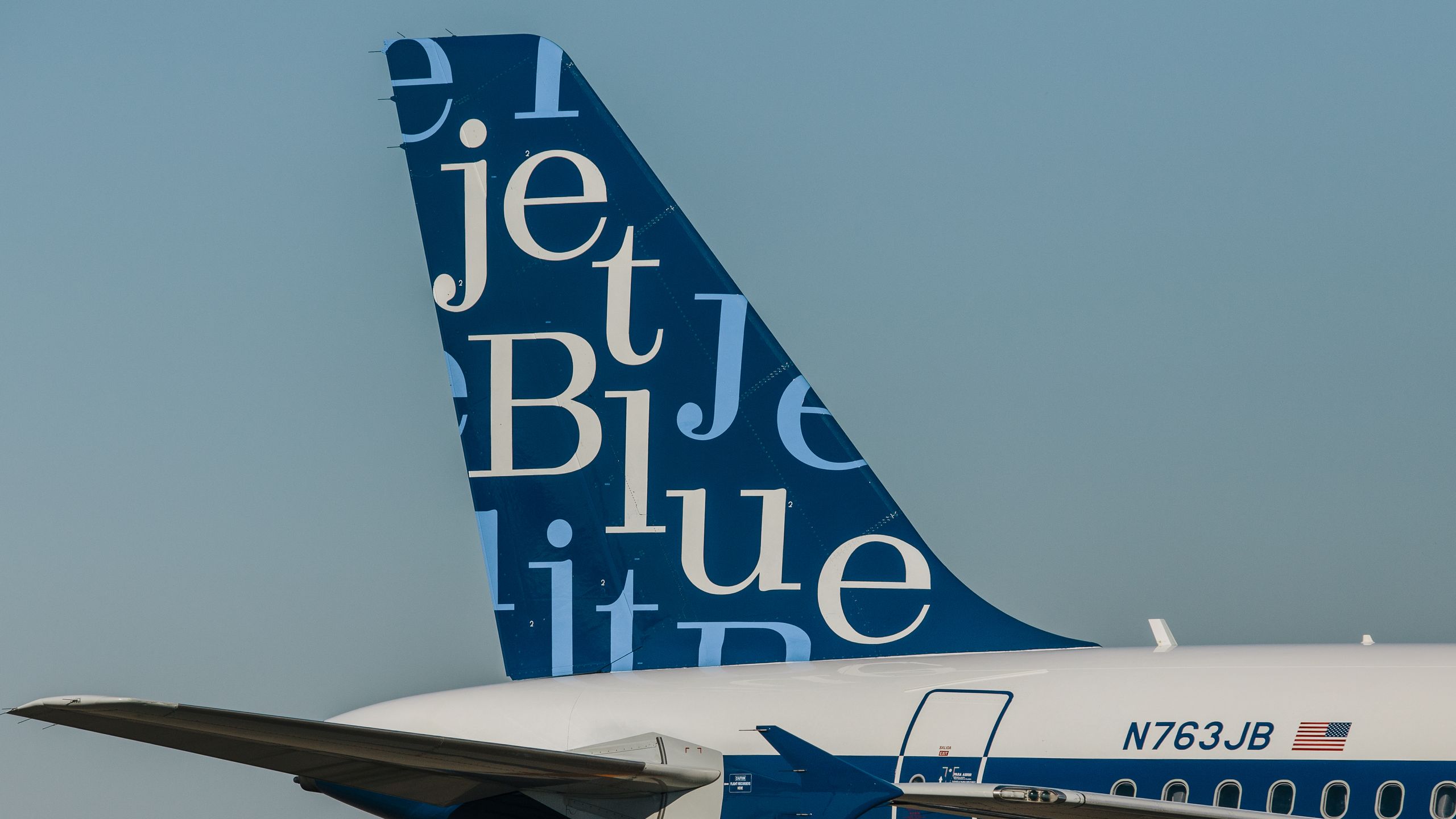 2560x1440 Flight Deal: Fly JetBlue's 'RetroJet' to Palm Springs for $89. Condé Nast Traveler