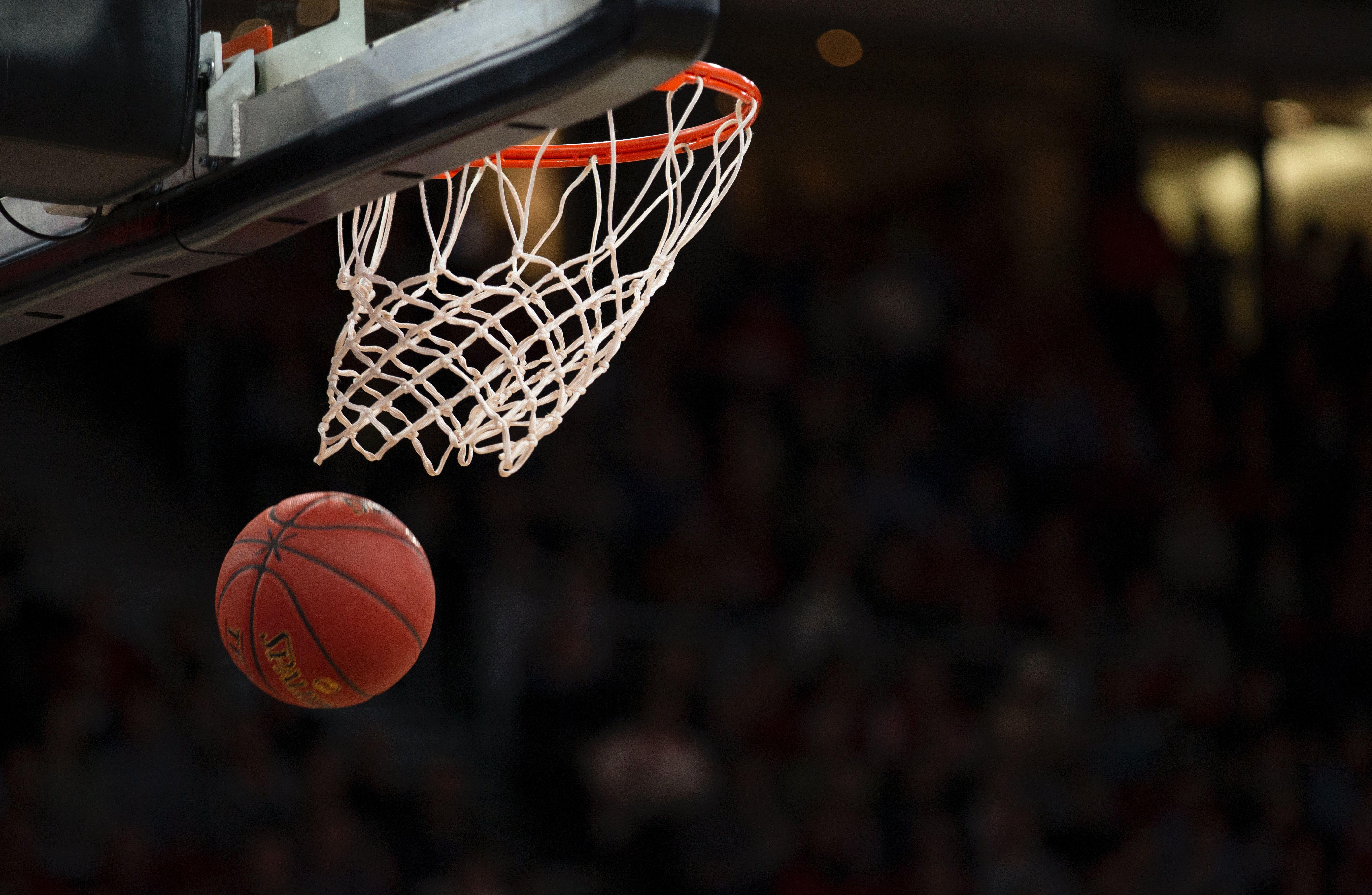 5650x3685 Basketball Wallpaper: Free HD Download [HQ]