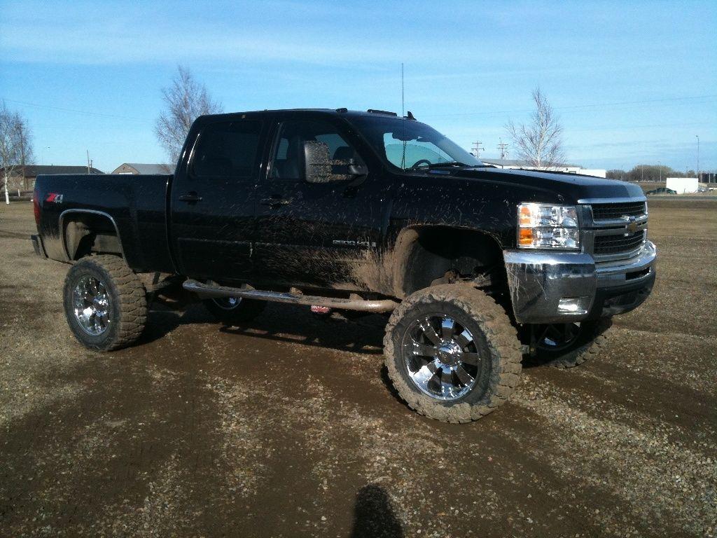 1024x768 Free download Lifted Duramax White Lifted Truck Wallpaper Lifted