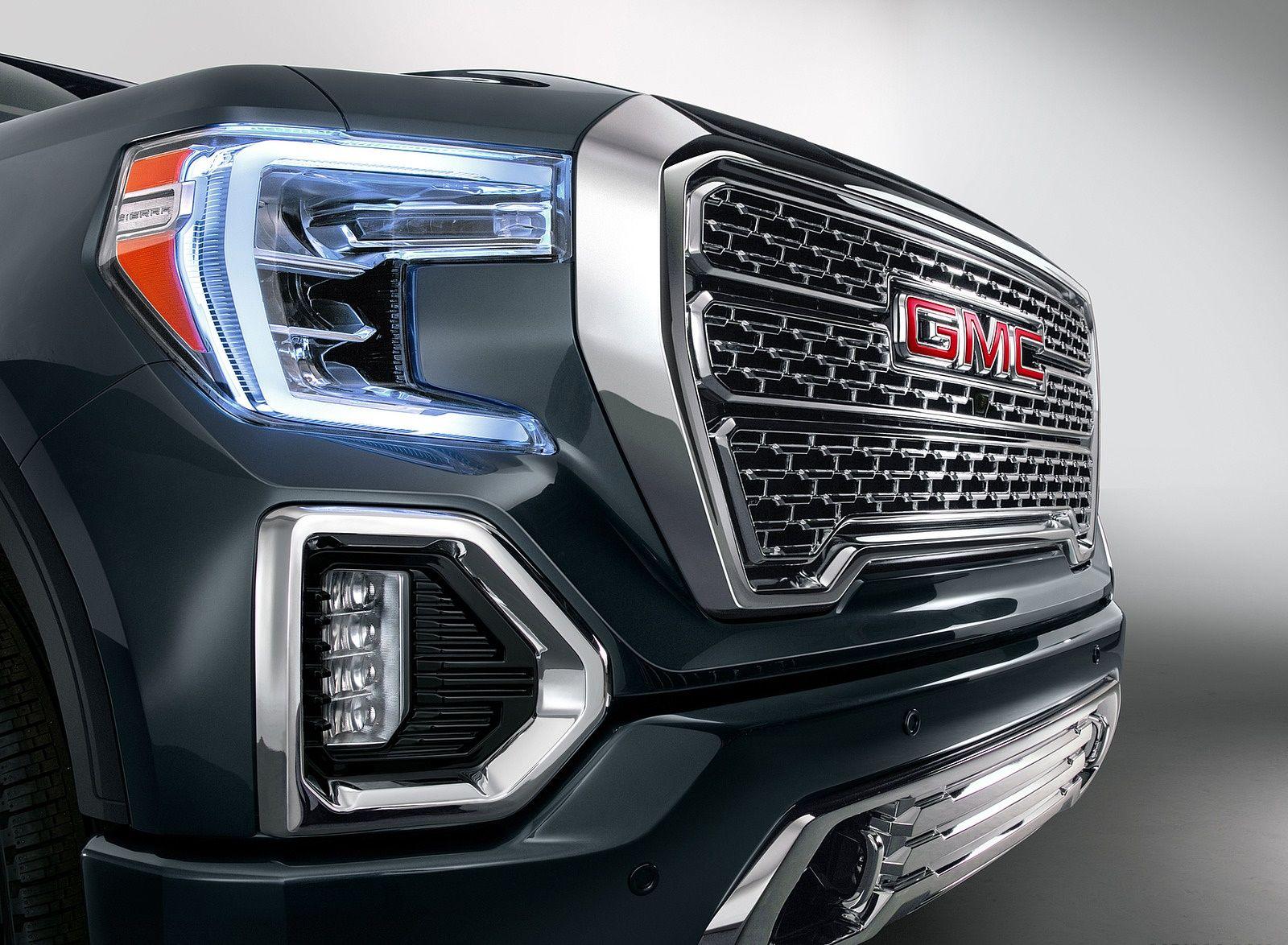 1600x1174 GMC Sierra Denali Headlight Wallpaper (13)