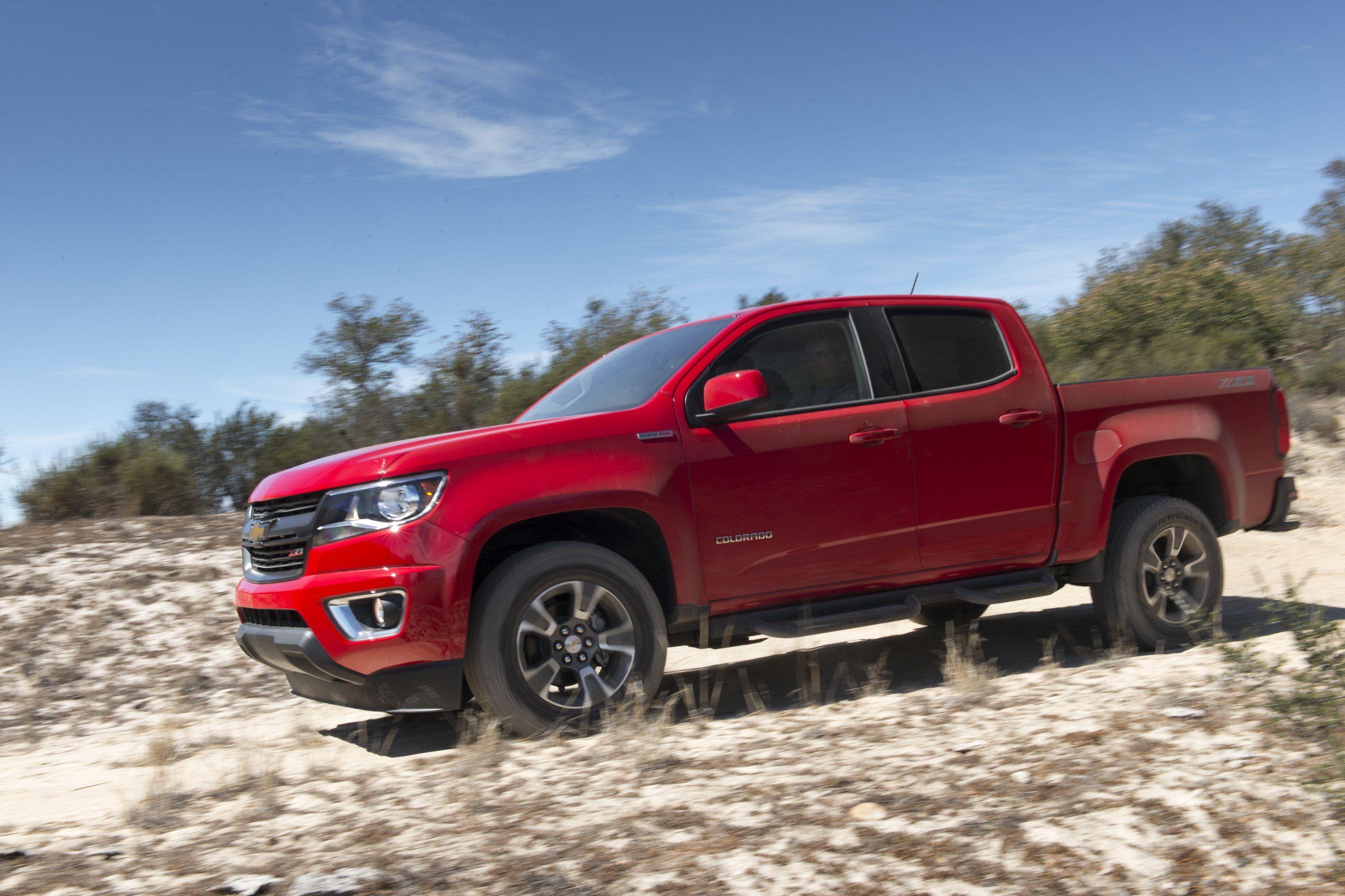 3000x2000 Chevrolet Colorado Z71 Crew Cab Duramax Diesel pickup