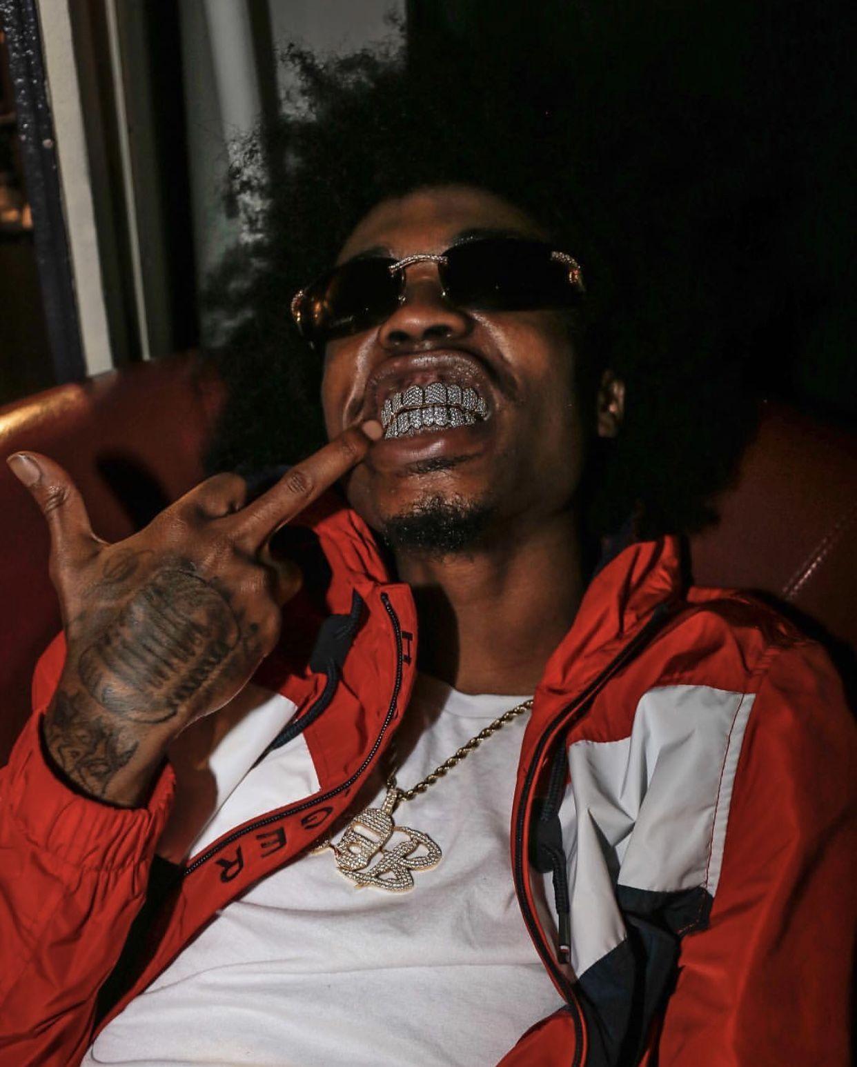 Grillz Wallpapers Top Free Grillz Backgrounds WallpaperAccess