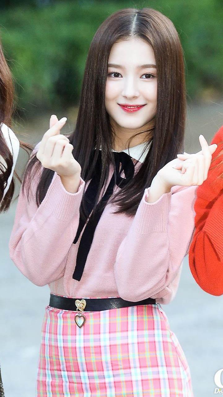 720x1280 Momoland Nancy Wallpaper for Android