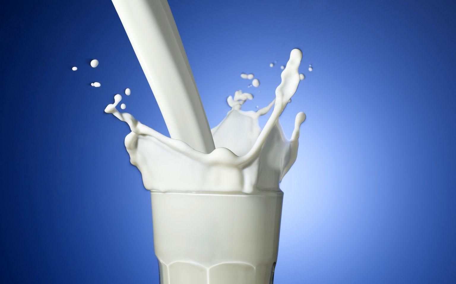 1536x957 Pure Milk Falling in Glass HD Photo Wallpaper HD Wallpaper