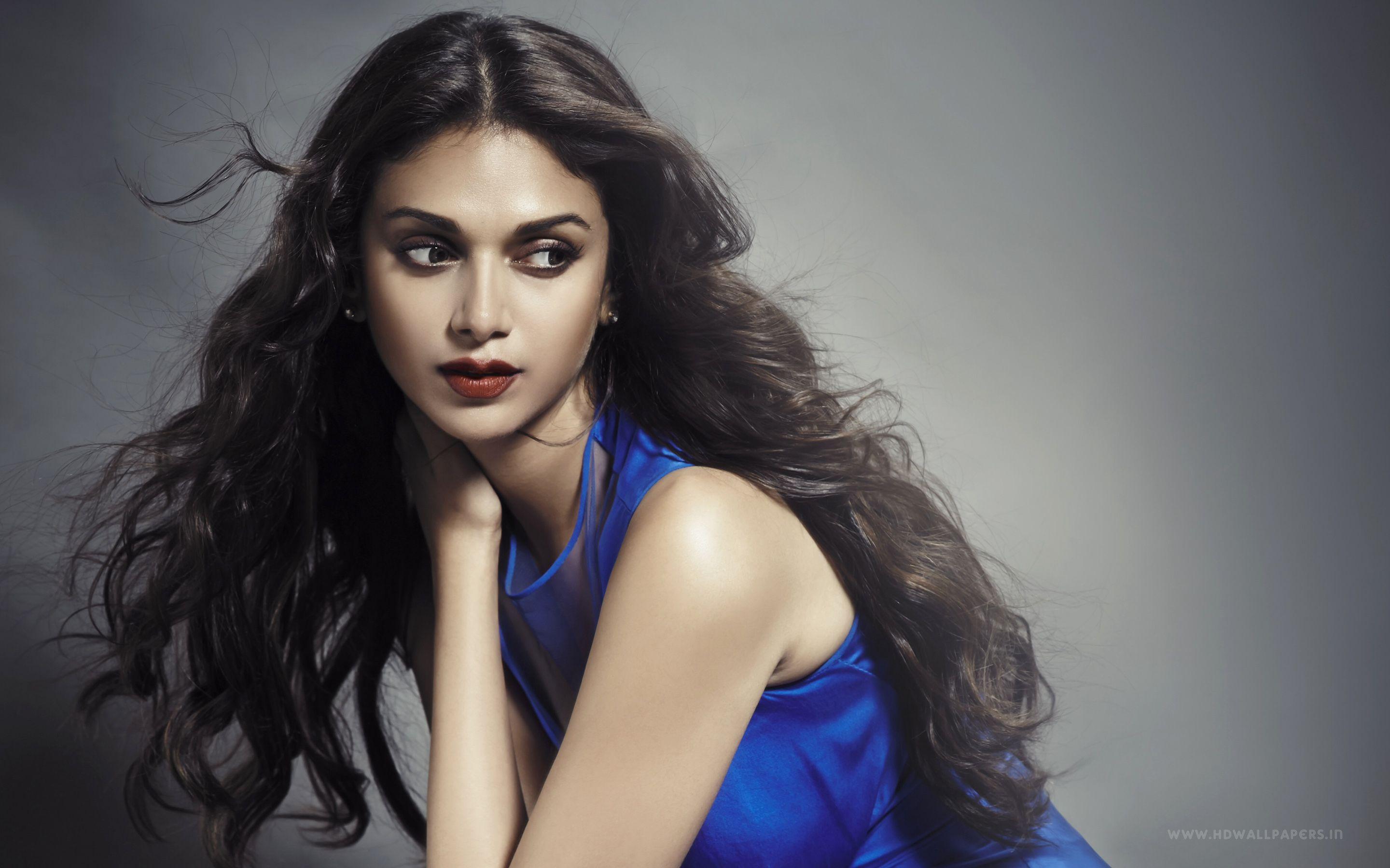 2880x1800 bollywood heroines wallpaper Collection