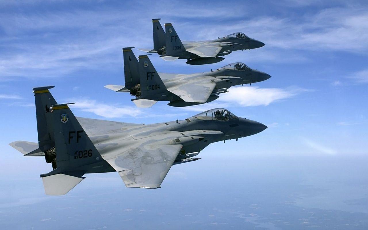 1280x800 Fighter Jet Desktop Background