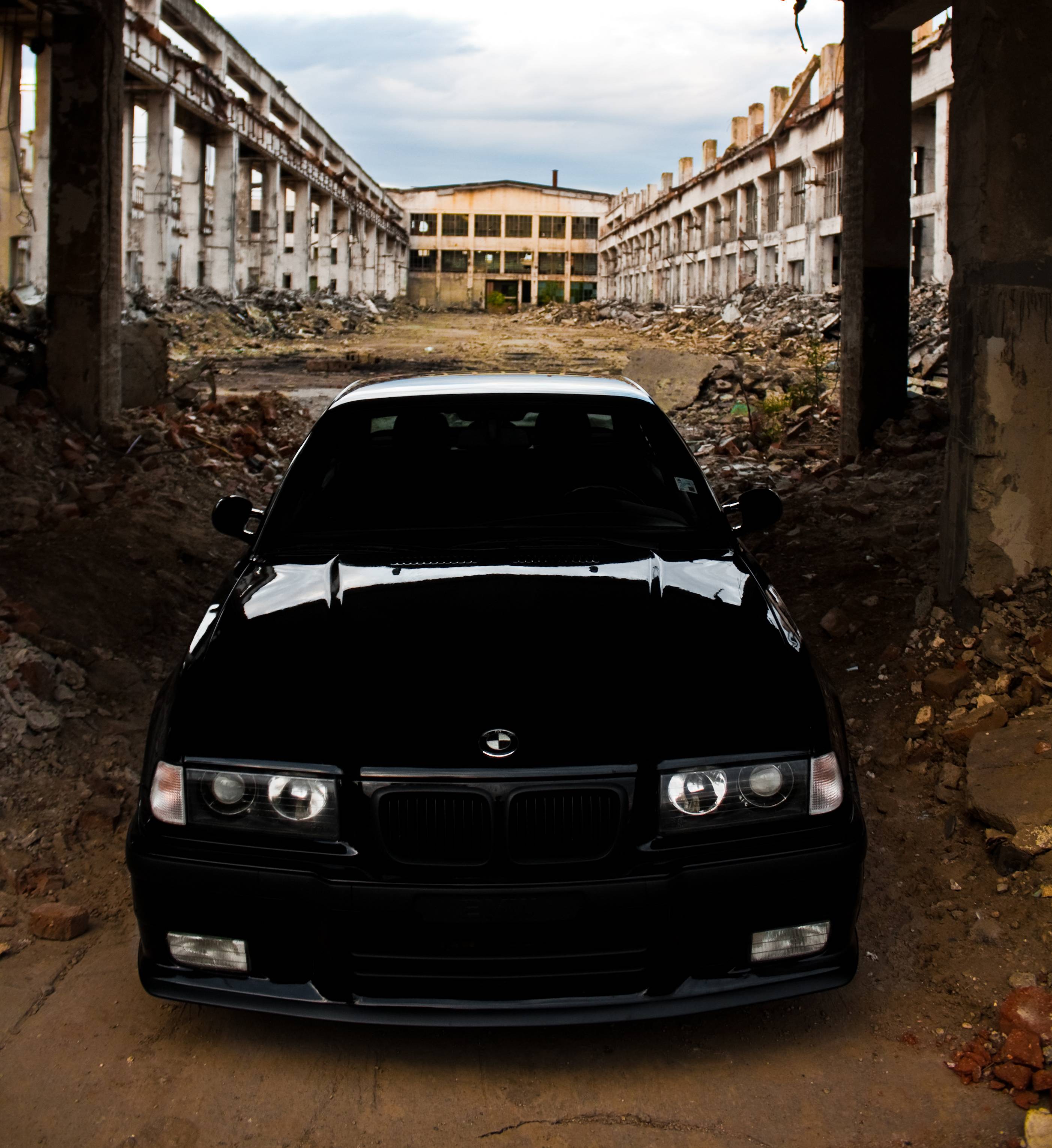 2803x3060 Bmw E36 Wallpaper (2803x3060 px)