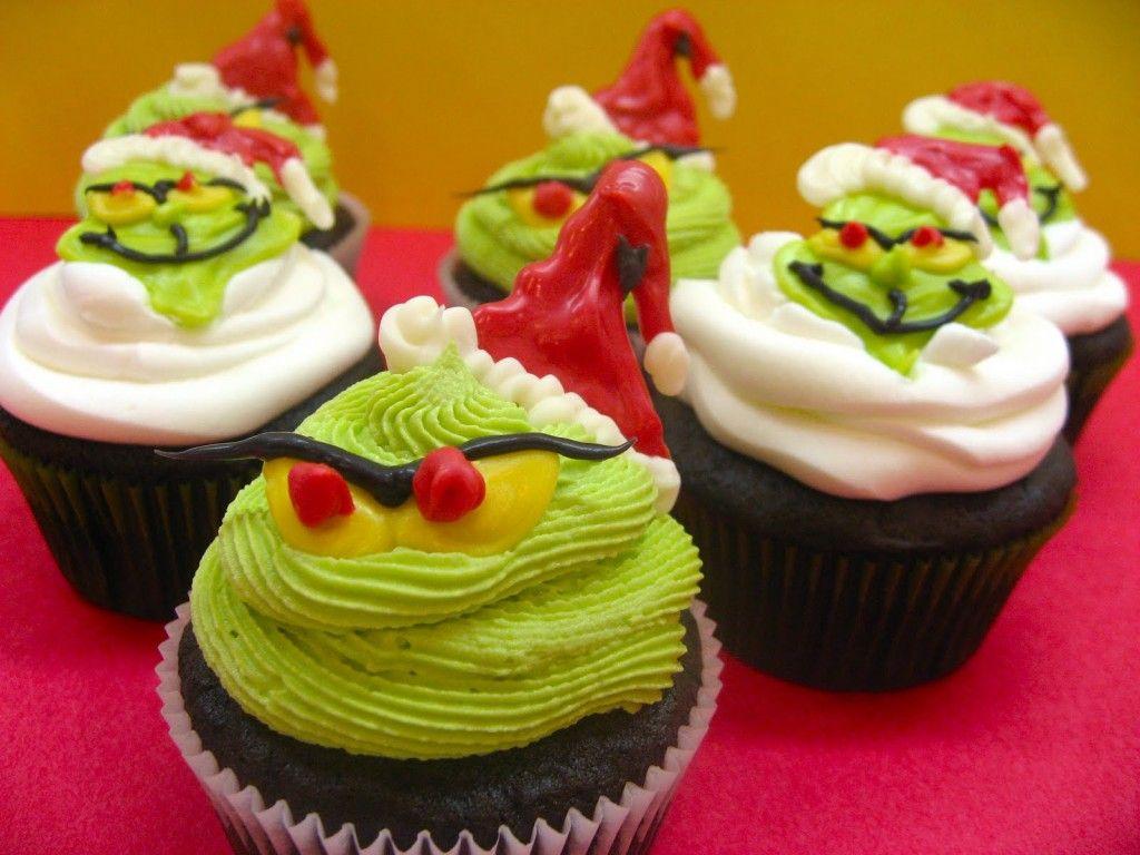 1024x768 Grinch Christmas Cupcakes