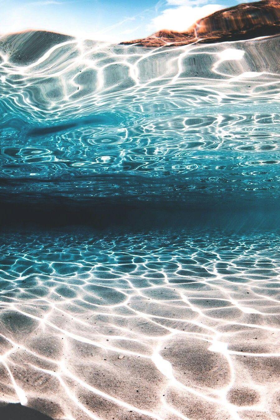 899x1349 There is a place called Crystal Springs, in Florida, that has