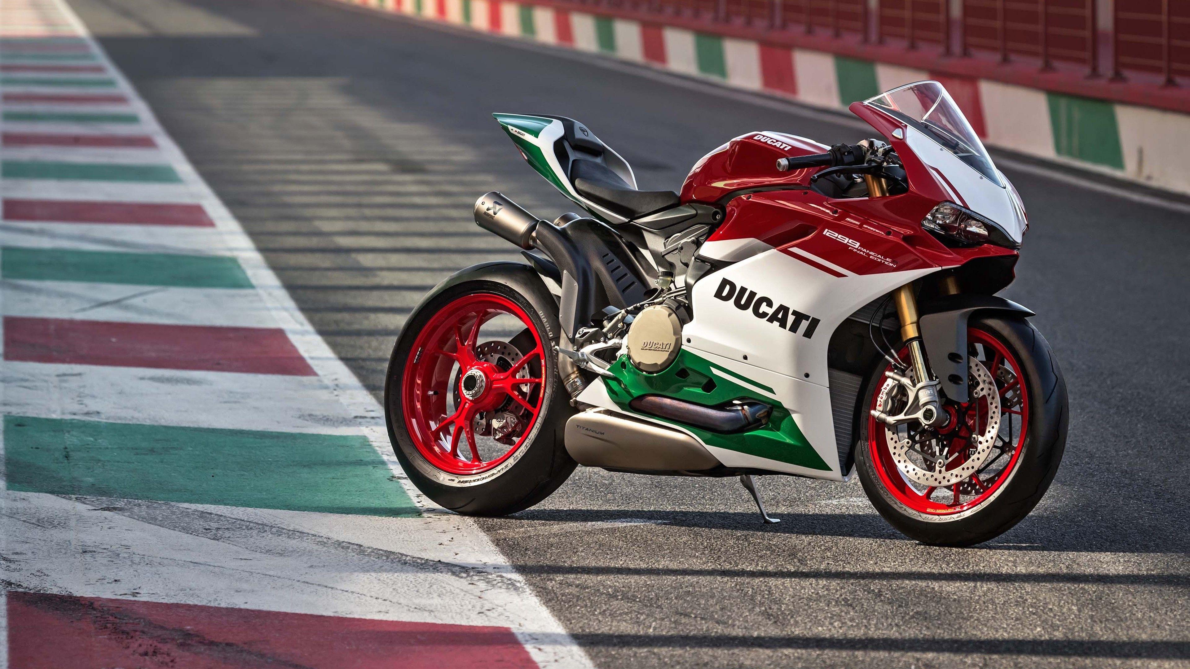 3840x2160 Ducati Panigale R Final Edition Wallpaper