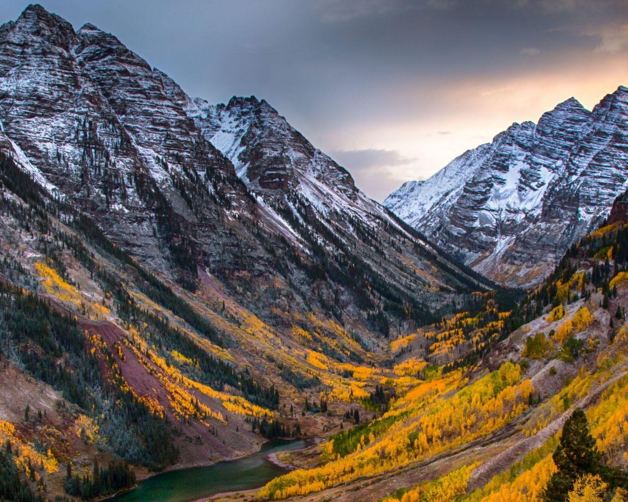 1280x1024 Download autumn, forest, mountain, 4k Standard 5:4