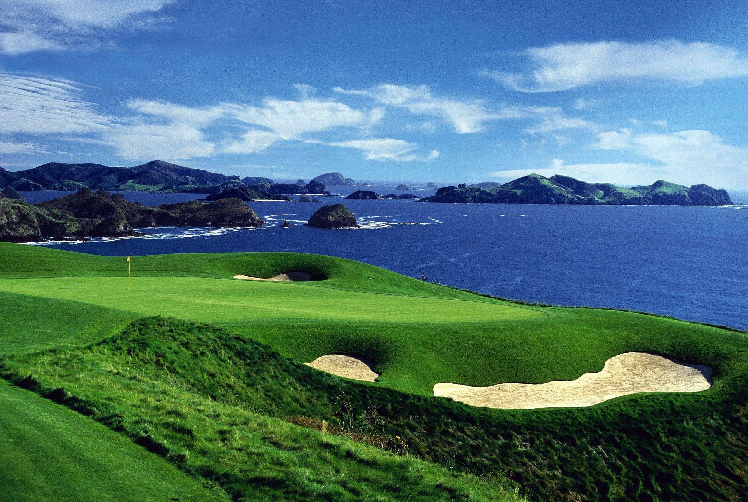 2560x1719 iPhone Golf Wallpaper