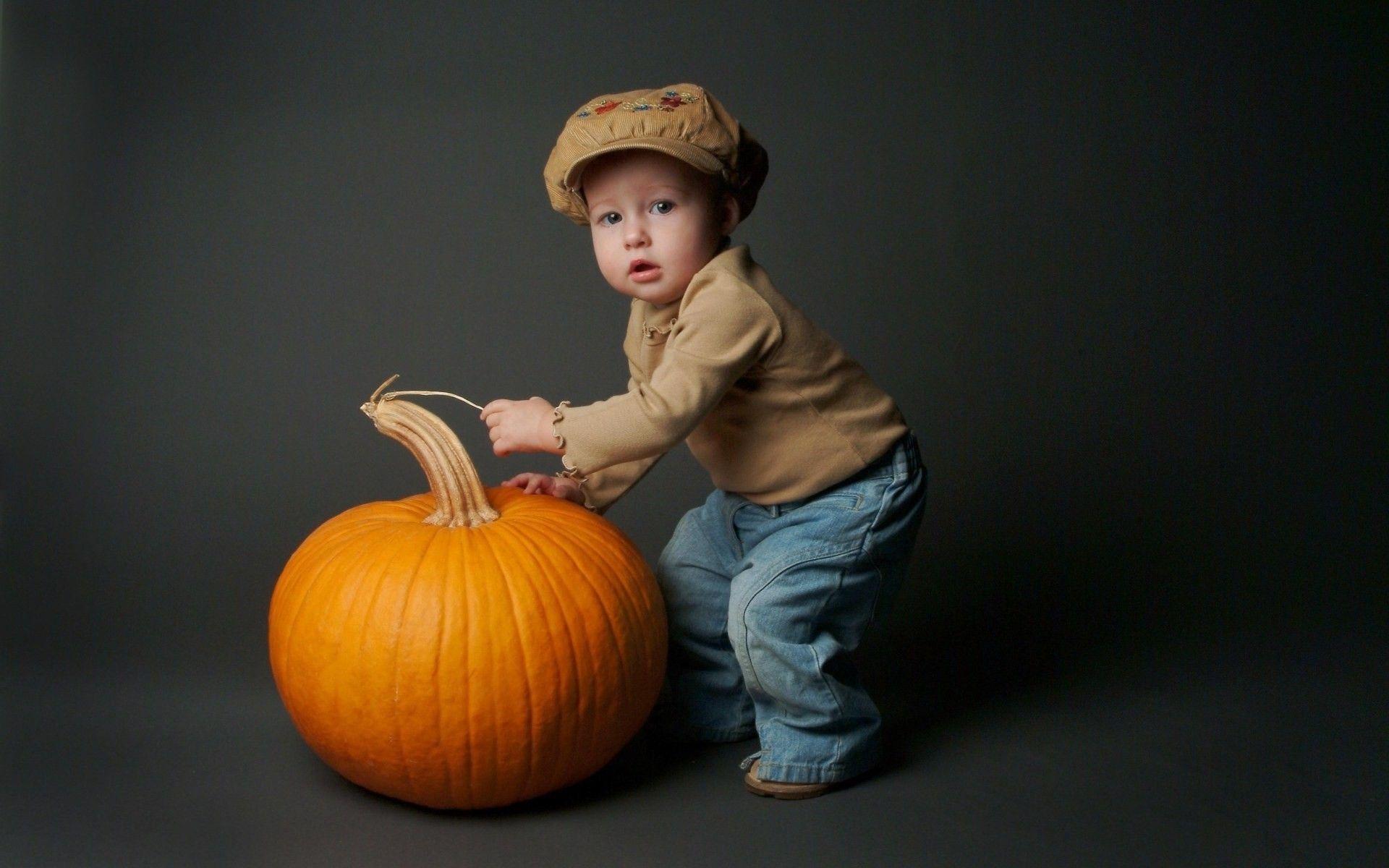 1920x1200 Cute Baby With Pumpkin HD Wallpaper Baby Picture 3D
