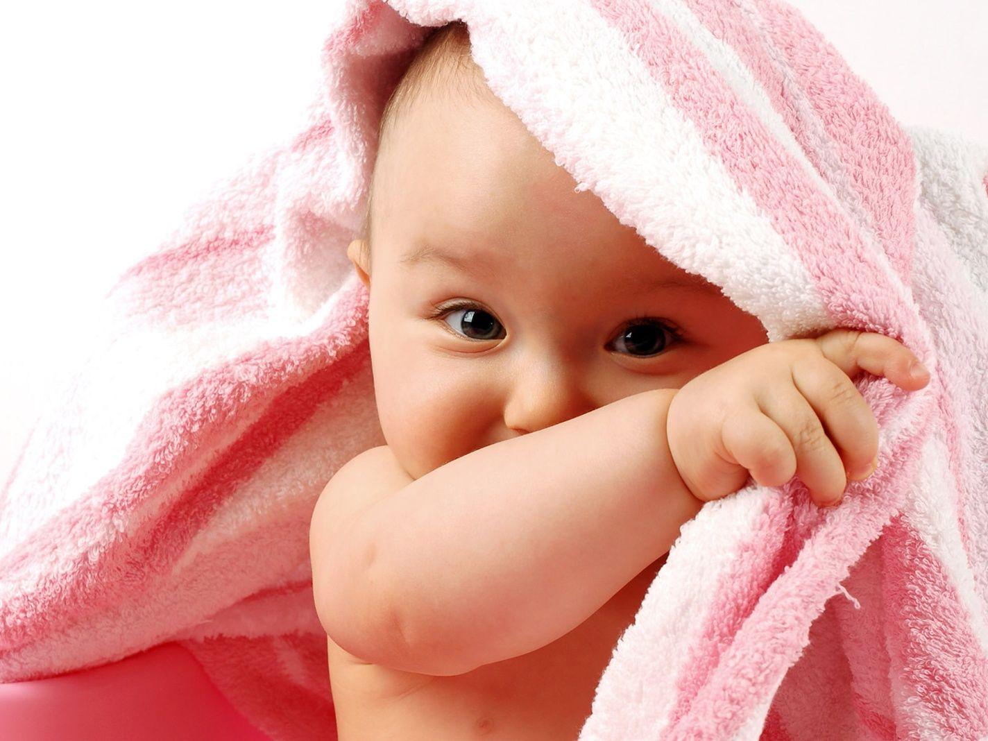 Very Cute Baby Wallpapers Top Free Very Cute Baby Backgrounds Wallpaperaccess