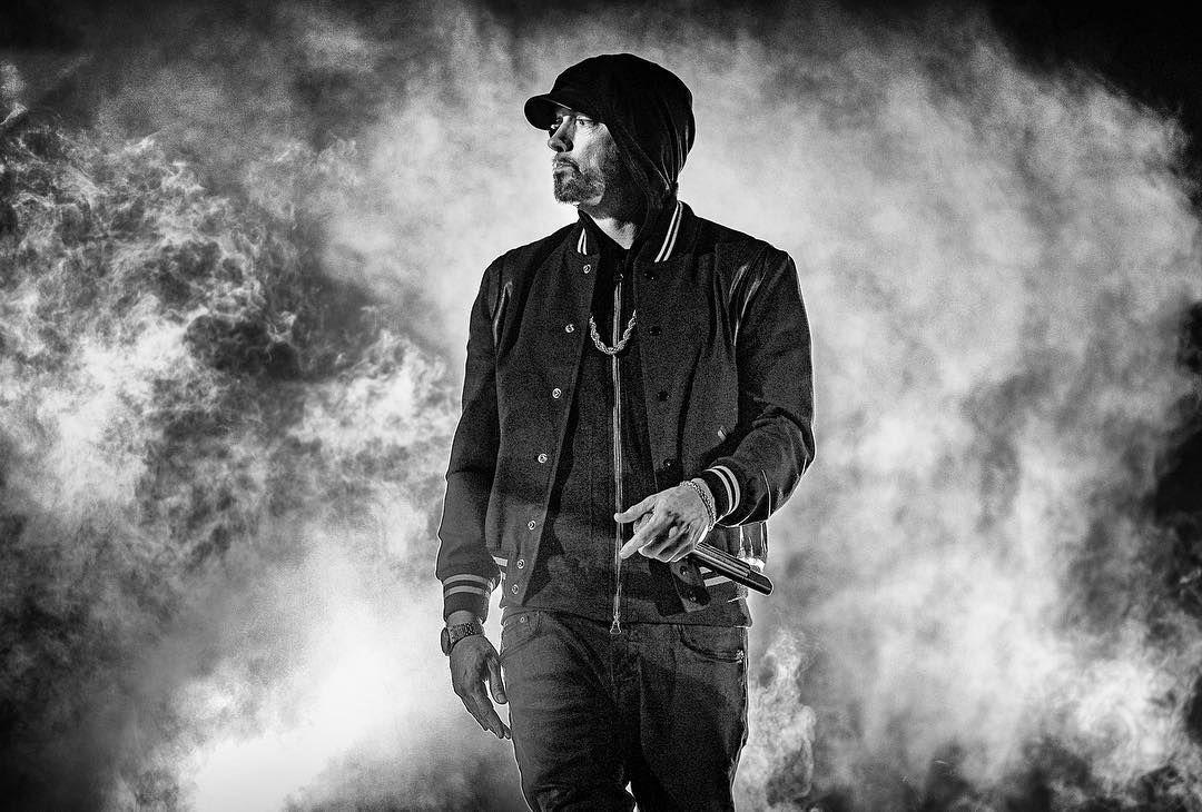1080x730 Got a good one of #eminem on my #iphonex with #filter