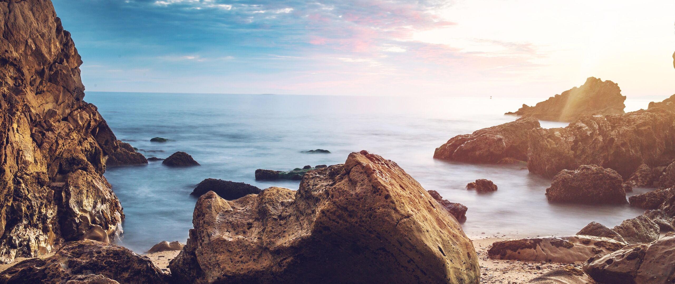 2560x1080 Rocks Beach Sunrise 4k 2560x1080 Resolution HD 4k