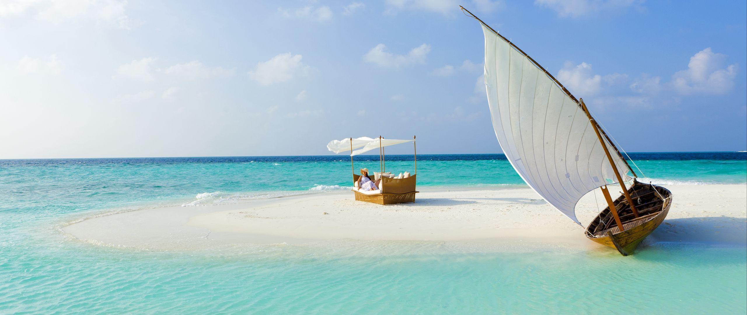 2560x1080 Download wallpaper 2560x1080 maldives, beach, tropical, sea, sand