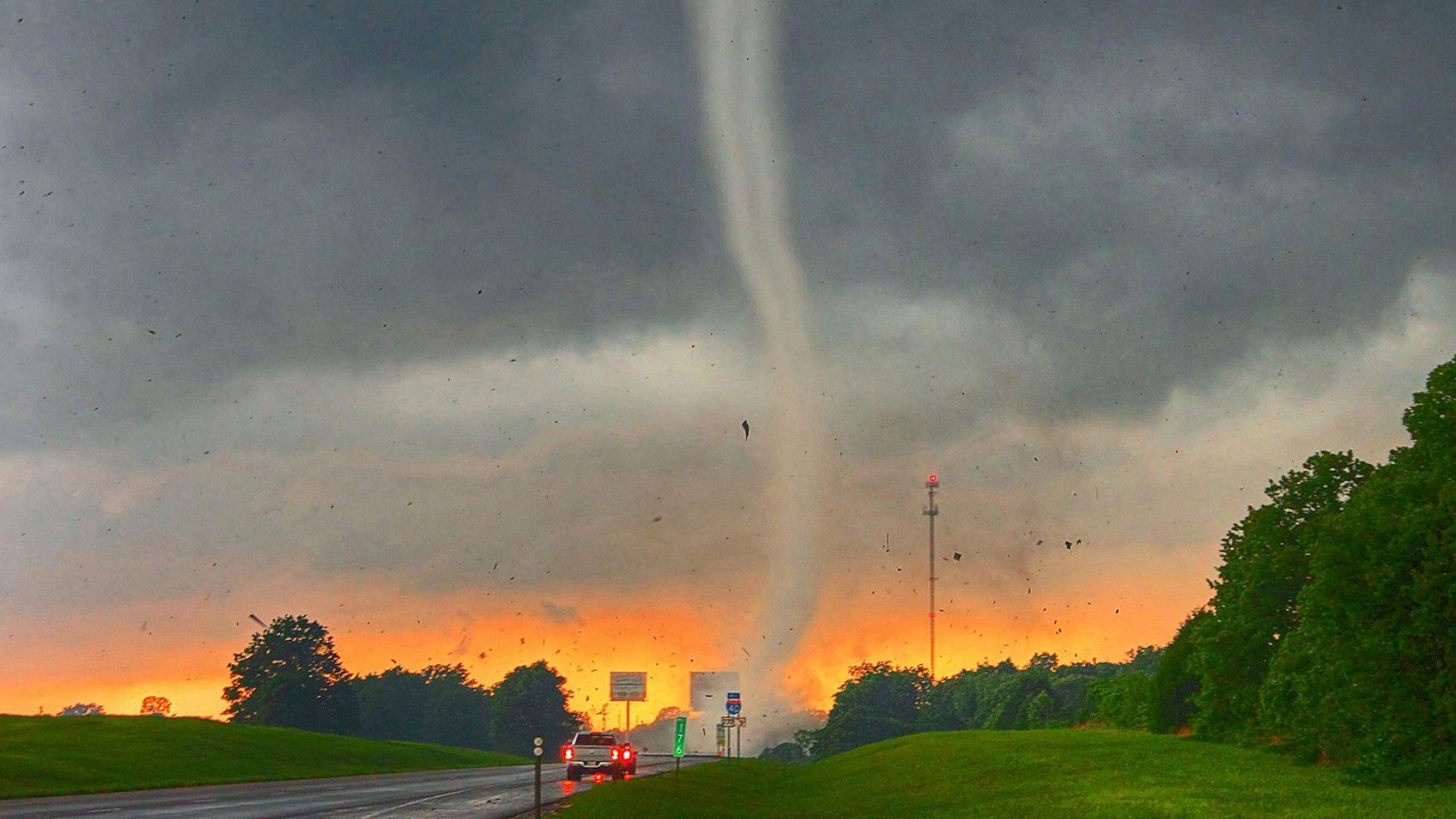 1920x1080 Tornado HD desktop wallpaper : Widescreen : High Definition 1920x1080